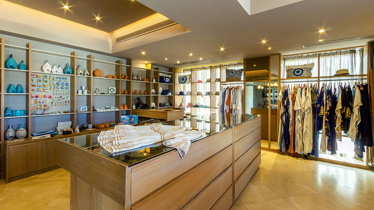 Zeus Eleva Mirabello Bay